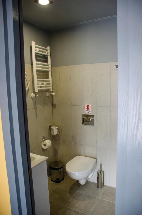 Atoneli Hotel Тбилиси Экстерьер фото